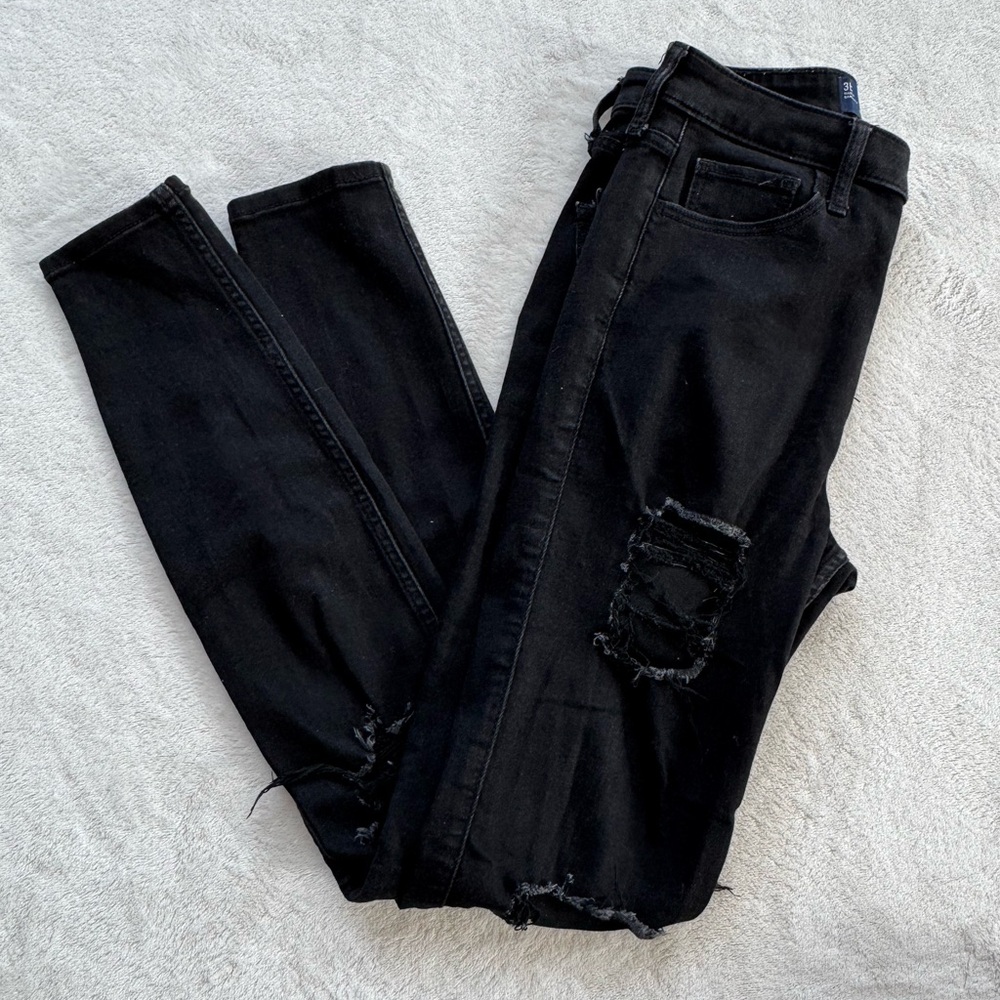 Black Distressed Women Jeans